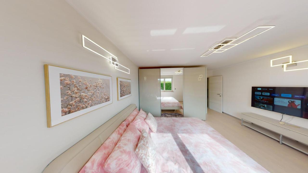 Design Apartment Emerald Viskovo Exterior photo
