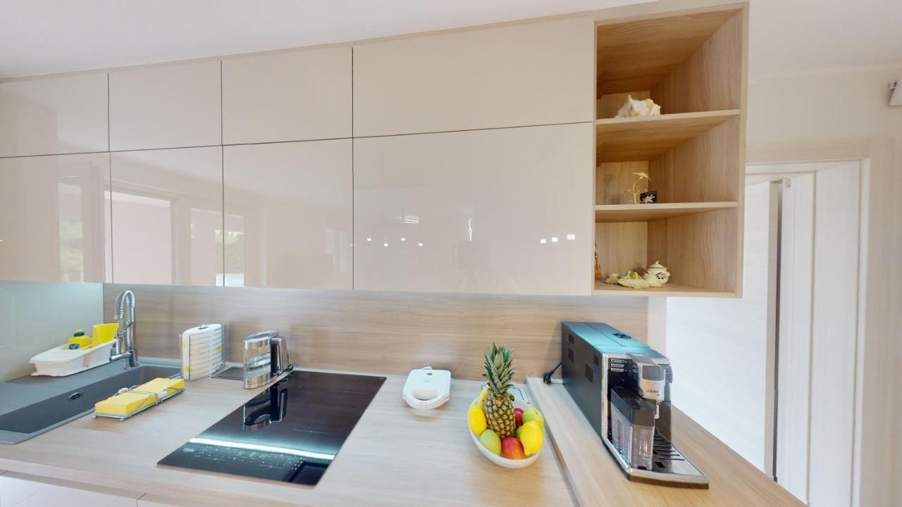 Design Apartment Emerald Viskovo Exterior photo