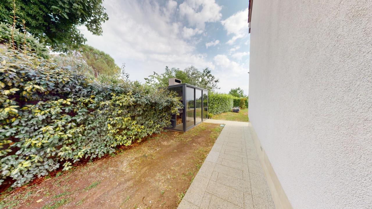 Design Apartment Emerald Viskovo Exterior photo